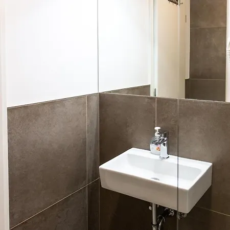 뮤지엄 호스텔 *